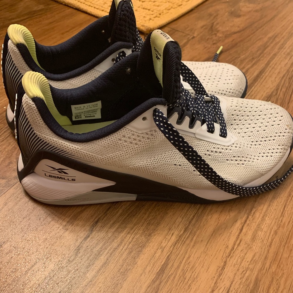 Reebok les mills sneakers